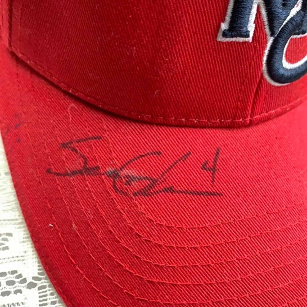 Autographed Cap - Picture 3 of 8